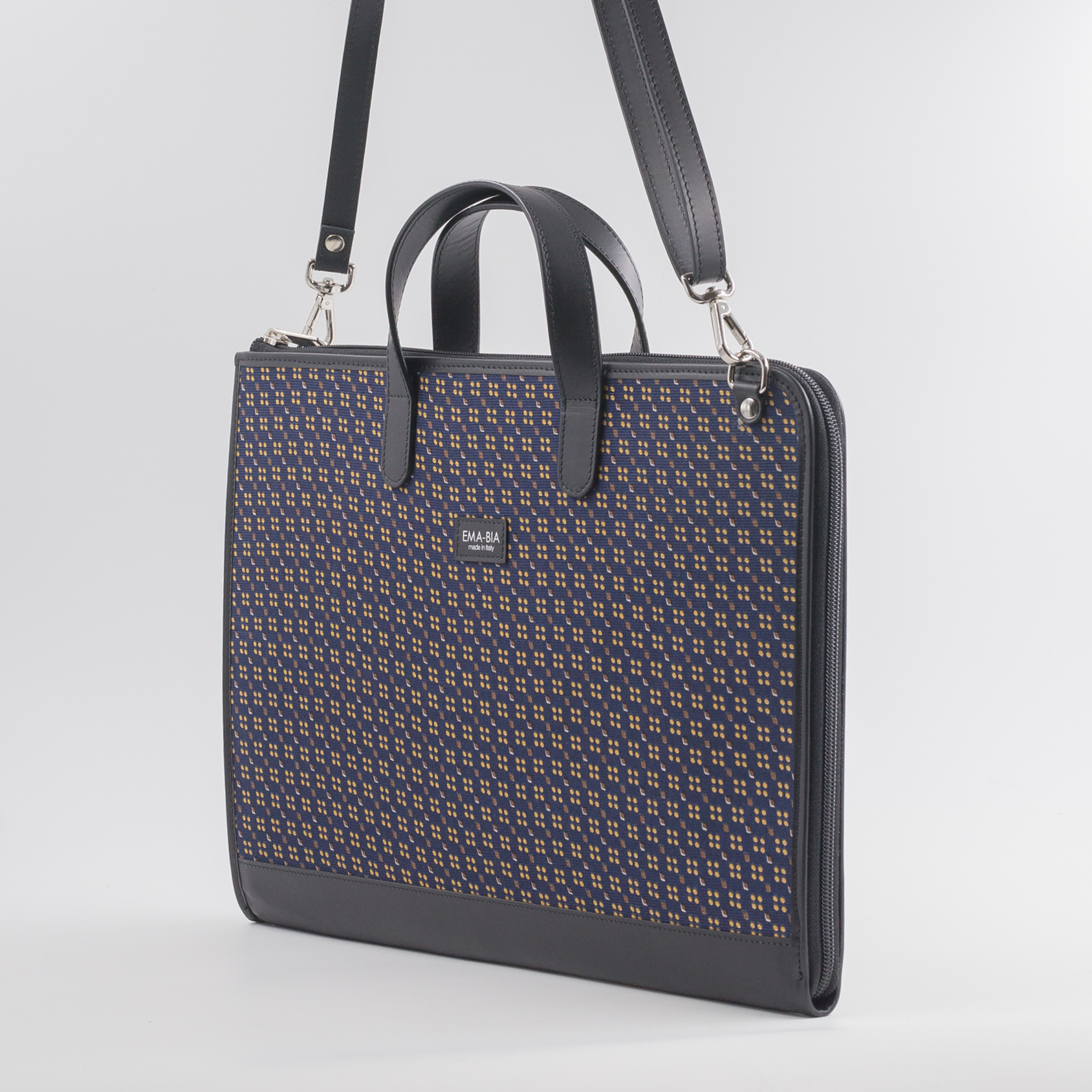 24-Stunden-Tasche aus blauer Seide mit Print 24-Stunden-Tasche aus blauer Seide mit Print