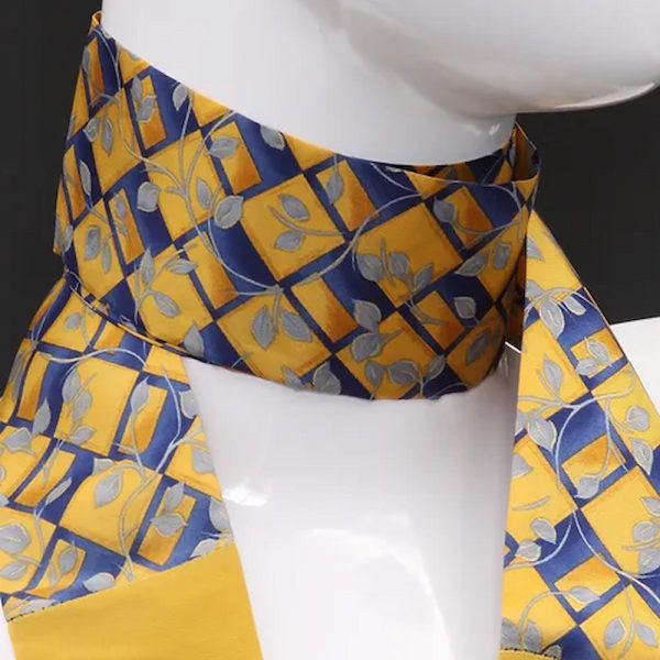 Mustard yellow silk neck warmer with geometric print