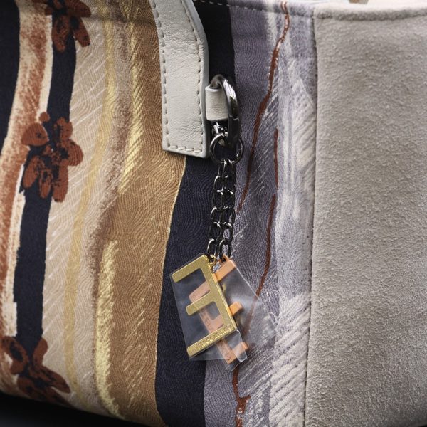 Borsa a spalla in camoscio beige e seta con stampa floreale
