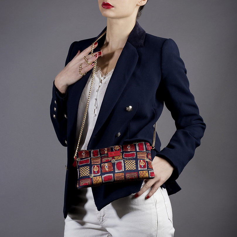 Tasche mit Print-Muster-ton-sur-ton-rot-2