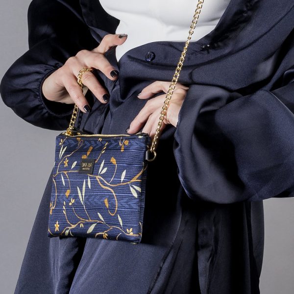 Borsa in seta con stampa floreale e catenella