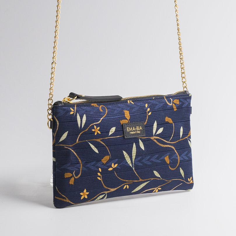 Tasche-in-Seide-mit-Druck-Blumen-und Kette -3 Seidentasche mit Blumendruck und Kette