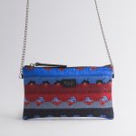 Borsa piccola in seta con stampa geometrica