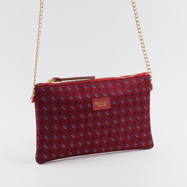 Handtasche-mit-Kette-e-print-geometrisch-ton-sur-ton-rot-3 Handtasche mit Kette und Ton-sur-Ton-Print in Rot