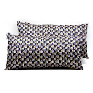 Rechteckige Kissen aus blauer Seide mit blauen Tiermotiven - Silky Pillows Rectangular