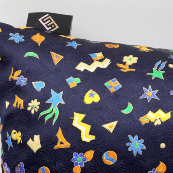 cushions 