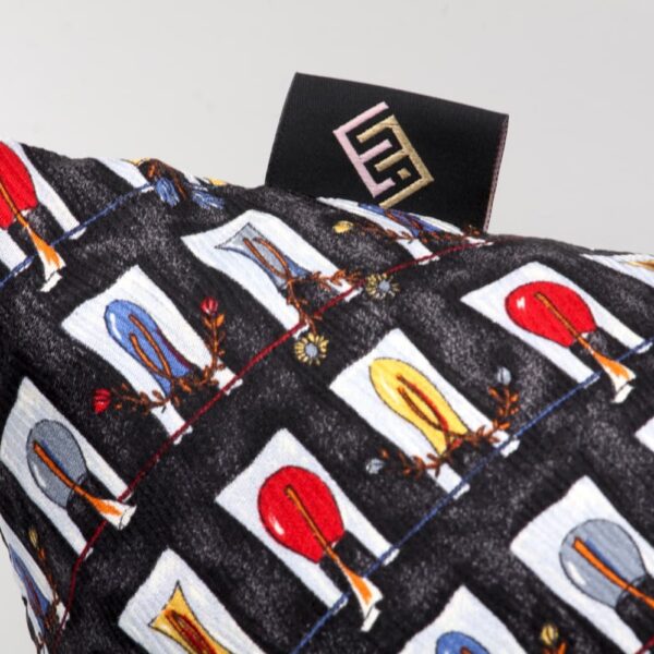 Dekorative rechteckige Kissen aus schwarzer Seide - Silky Pillows Rectangular