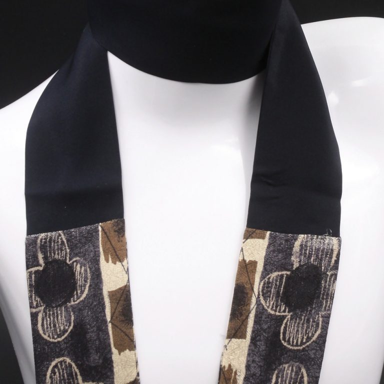 foulard-black-beige foulard black beige