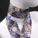 foulard blu e beige