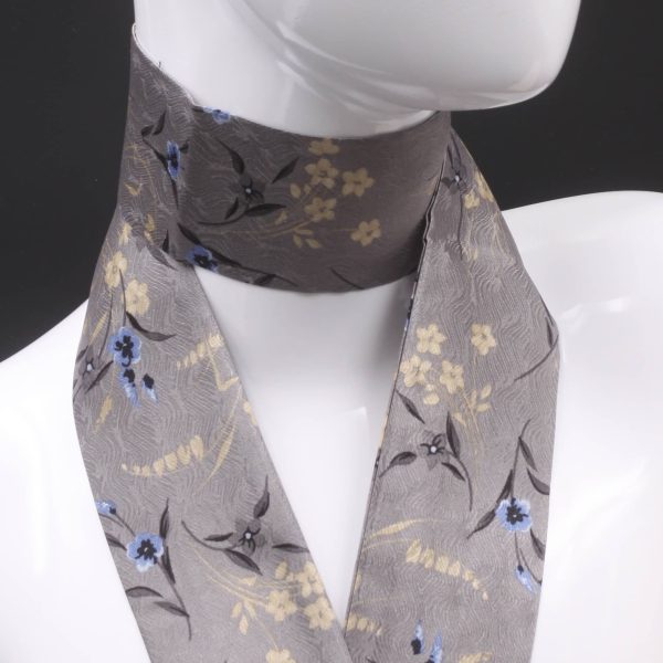foulard grigio e blu