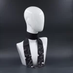 foulard-in-pura-seta-nero-con-stampa-floreale