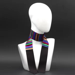 foulard-in-pura-seta-nero-con-stampa-viola