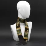 foulard-in-pura-seta-nero-stampa-verde