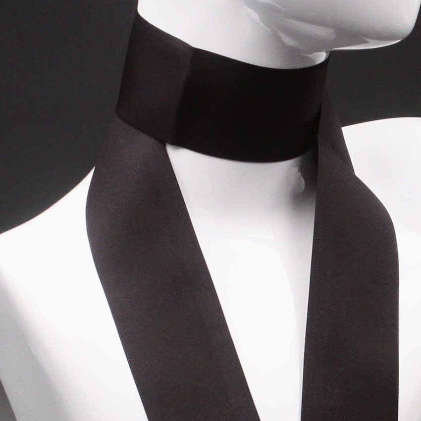 foulard-nero blank