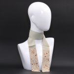 Foulard piccolo beige in pura seta