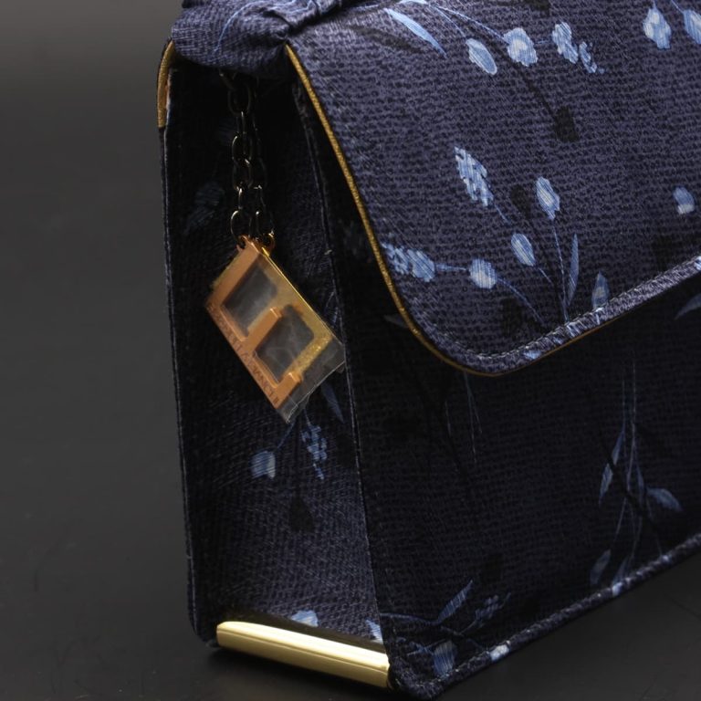 kit-clutch-bag-with-floral-print-blue kit clutch floreal blue