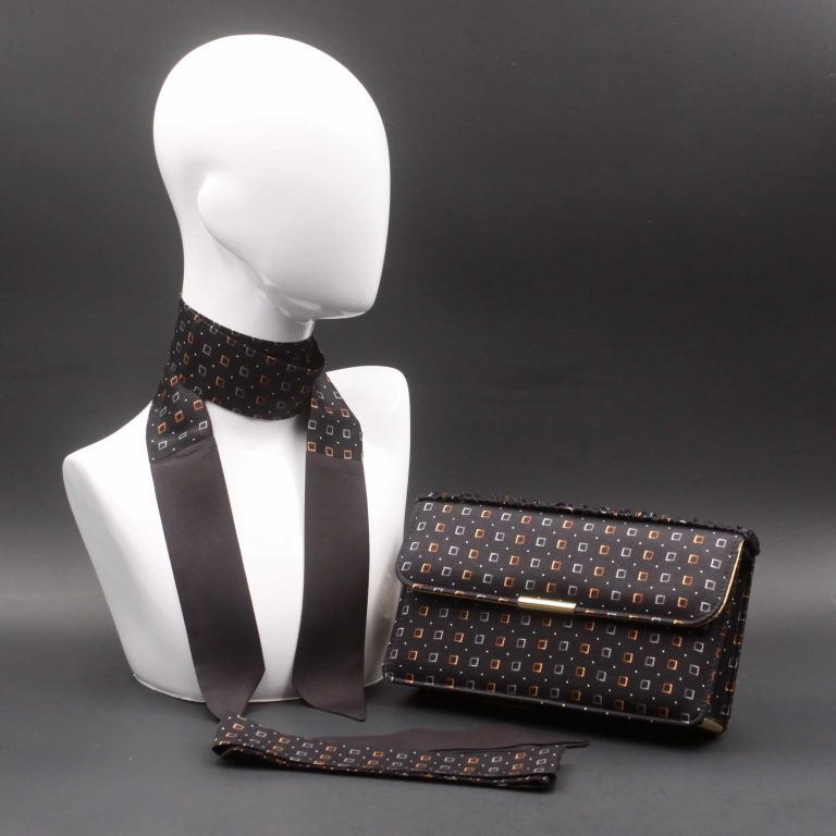 Kit clutch borsetta rigida da sera nera Kit clutch borsetta rigida da sera nera