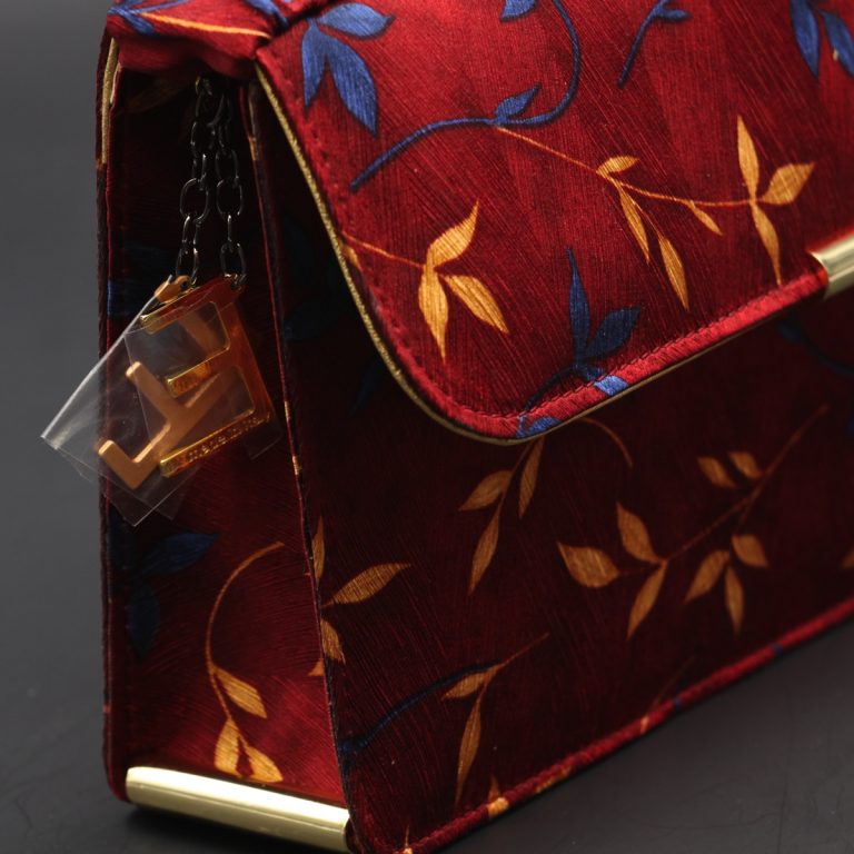kit-clutch-pochette-and-foulard-red