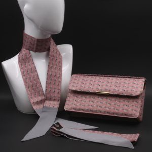Kit Clutch pochette grigia e rosa