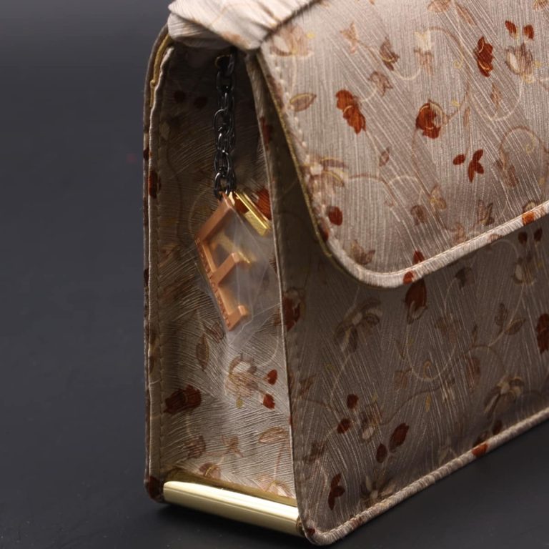 kit-clutch-silk-and-leather-beige