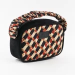 mini borsa in pelle nera e seta con stampa rossa mano