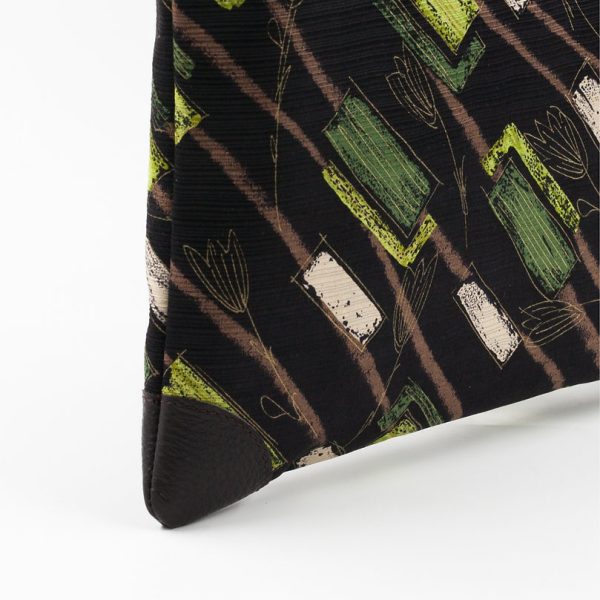 Brown clutch bag in silk with fantasy print