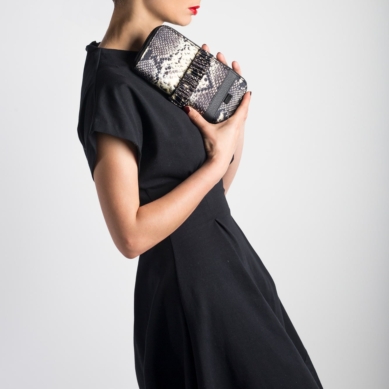 silky wallet_grigio_animalier_4-min blank