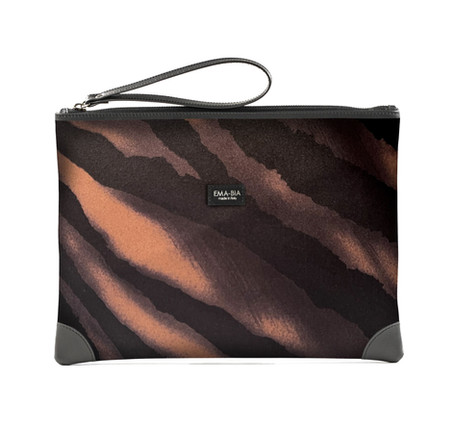Silky tcase fantasia b2b cobranding
