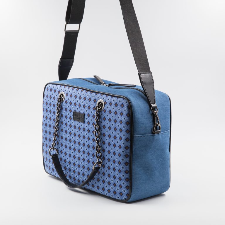 borsa-da-giorno-blu-in-seta-jeans