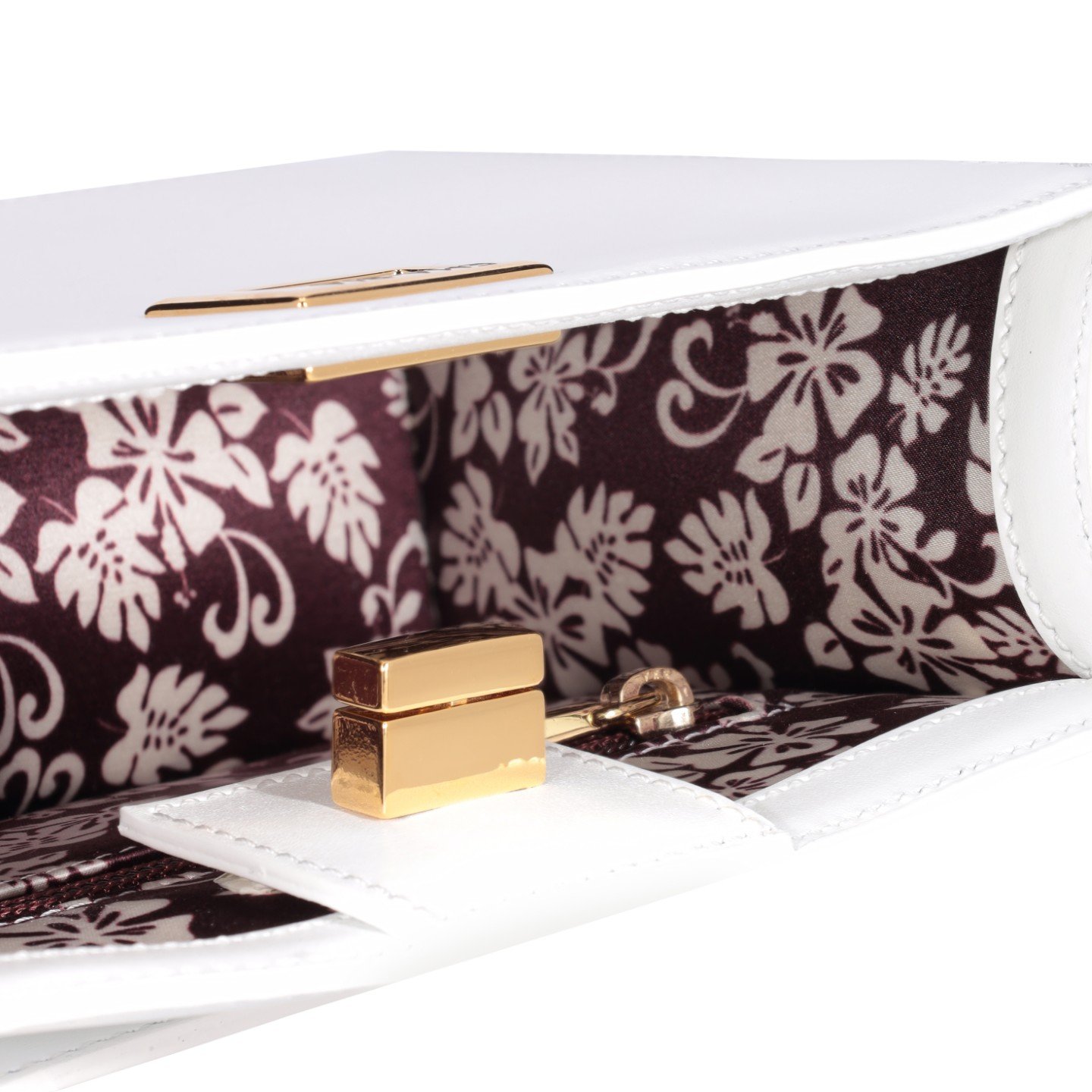 ema-bia-borse-p24 blank