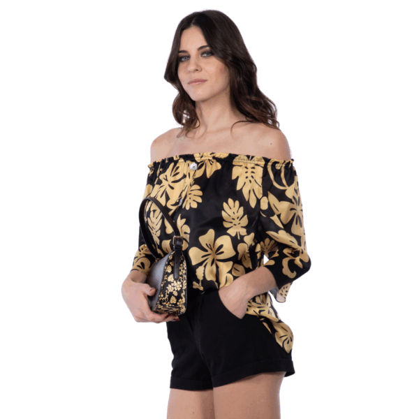 Gold-weiß bedrucktes Seidenshirt mit elastischem Halsausschnitt - Silky Belle Ninfea